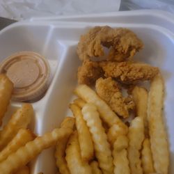 Guthrie's Chicken - The chicken was the size of the fries and they didn't even give the right amount.