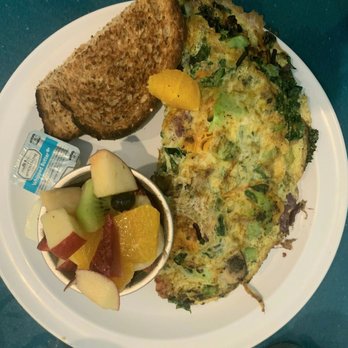 Manatee Cafe - June 2020: Great Veggie Omelet - Breakfast & Brunch Near Me - Saint Augustine, Florida
