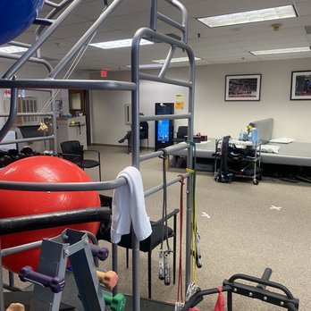 Select Physical Therapy - Pasadena - North Lake - Workout area - Physical Therapy Near Me - Pasadena, California Select Physical Therapy - Pasadena - North Lake - Workout area - Physical Therapy Near Me - Pasadena, California