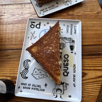 Papi Queso - Texas Cheese Steak and Chocolate Hazelnut S'mores Melt - New American Near Me - Charlotte, North Carolina