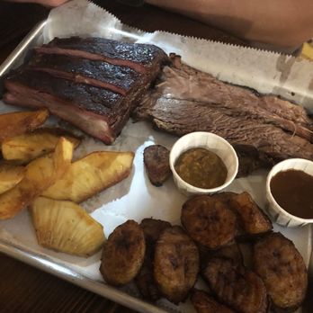 Roasted Breadfruit Smokehouse and Grill - ribs and brisket - Smokehouse Near Me - Wharton, New Jersey