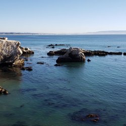 Shell Beach Liquor & Deli - The beach in shell beach is beautiful , now that is outdoor dining