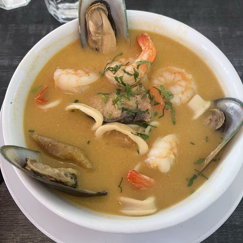 Chiflez - Sopa De Mariscos - Latin American Near Me - Jackson Heights, New York Chiflez - Sopa De Mariscos - Latin American Near Me - Jackson Heights, New York