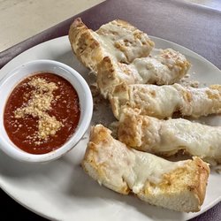 Giovanni’s Pizza And Pasta - Garlic Cheesy Bread