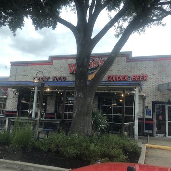 Willie's Grill & Icehouse - Nice Shady tree!!! - American Near Me - Houston, Texas Willie's Grill & Icehouse - Nice Shady tree!!! - American Near Me - Houston, Texas