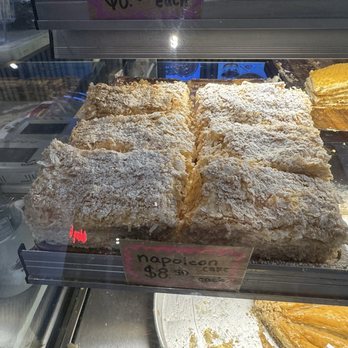 Bakery On 5th - Bakeries Near Me - Erie, Pennsylvania Bakery On 5th - Bakeries Near Me - Erie, Pennsylvania