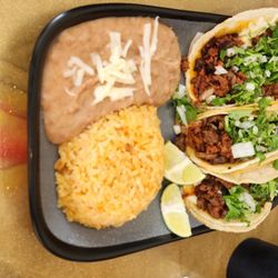 Fogata Street Tacos - Chorizo & beef taco plate