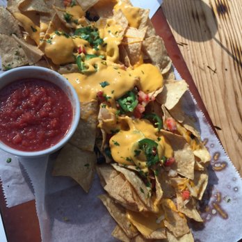 Tavern on Fourth - Nachos - Sports Bars Near Me - Louisville, Kentucky