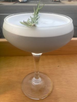 KNVS Bar at Haetae by null