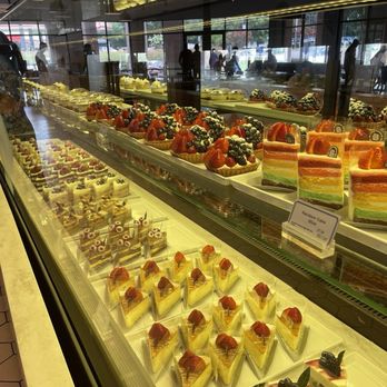 Paris Baguette - Cakes - Coffee & Tea Near Me - Duluth, Georgia