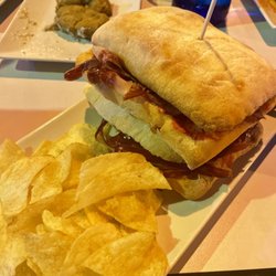 El Santet Cafe & Bar