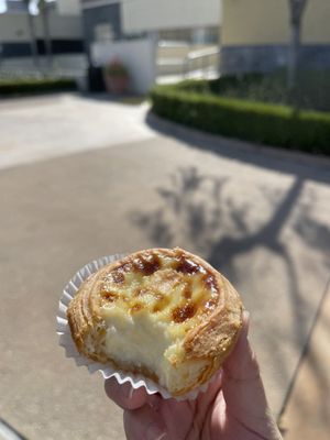 JIM'S BAKERY [Monterey Park, CA] by null