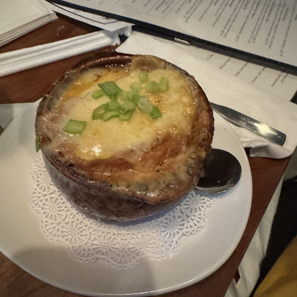 Red Fox Bar & Grille - onion soup - American Near Me - Jackson, New Hampshire Red Fox Bar & Grille - onion soup - American Near Me - Jackson, New Hampshire