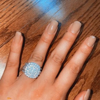 Holly Nails & Spa - Nail Salons Near Me - Riverside, California