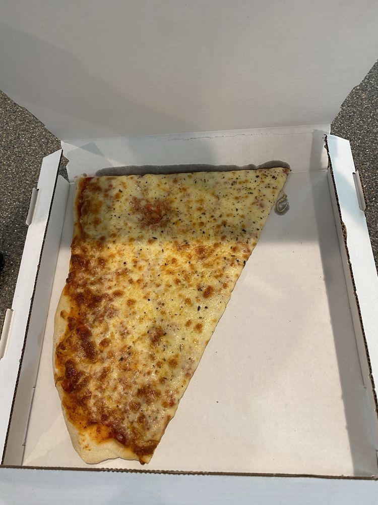 CAPRI DELI & PIZZA Updated November 2024 218 Photos & 354 Reviews