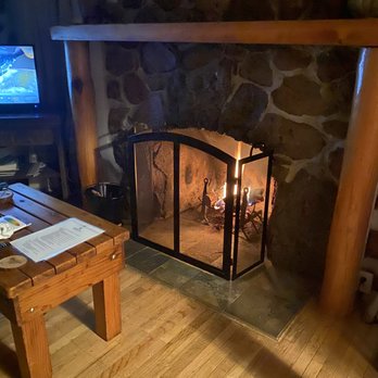 Keithley Pines Historic Cabins - Fireplace was nice! - Vacation Rentals Near Me - Manitou Springs, Colorado