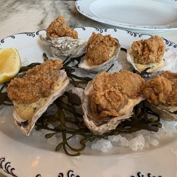 Loch Bar - Fried oysters - Seafood Near Me - Baltimore, Maryland