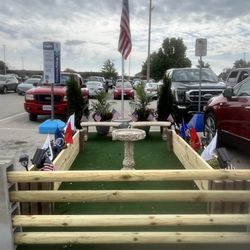 Lowe's Home Improvement - Parking lot space