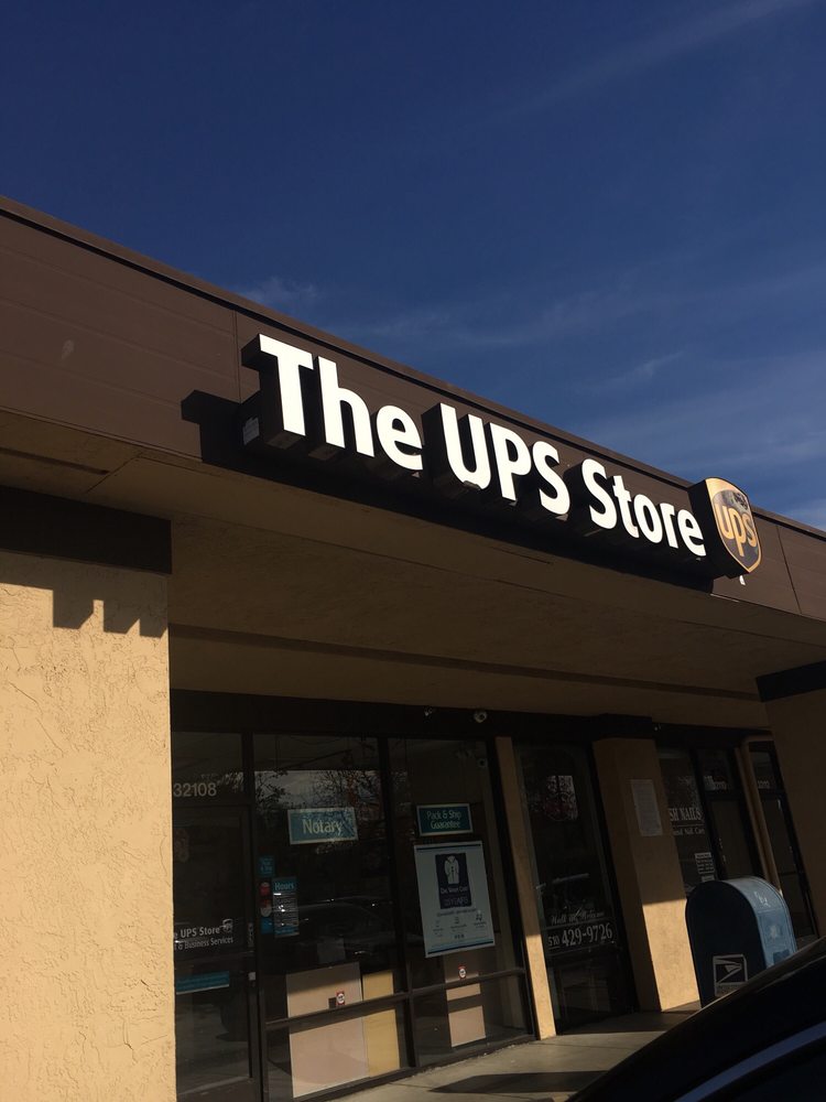 THE UPS STORE 28 Photos & 106 Reviews Shipping Centers 32108