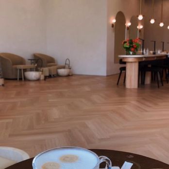 All Six - Nail Salons Near Me - Glendale, California