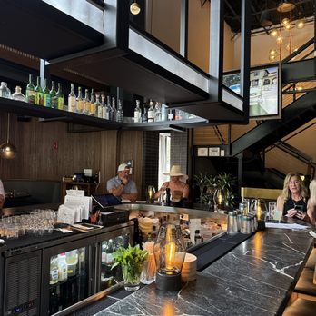 Luke's Kitchen and Bar - Bar Area - Seafood Near Me - Orlando, Florida