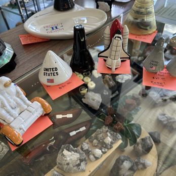 Buried Treasures - An assortment of spacecraft porcelain salt and pepper shakers. - Antiques Near Me - Sebastian, Florida