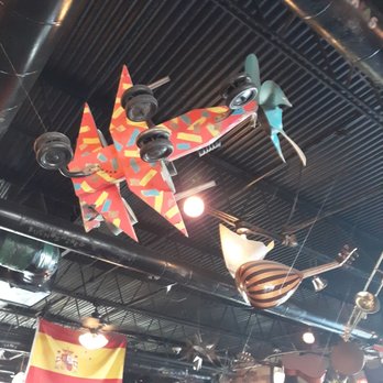 Eclipse di Luna - Buckhead - Ceiling decorations - Tapas Bars Near Me - Atlanta, Georgia Eclipse di Luna - Buckhead - Ceiling decorations - Tapas Bars Near Me - Atlanta, Georgia