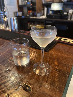 Finch & Fifth by null