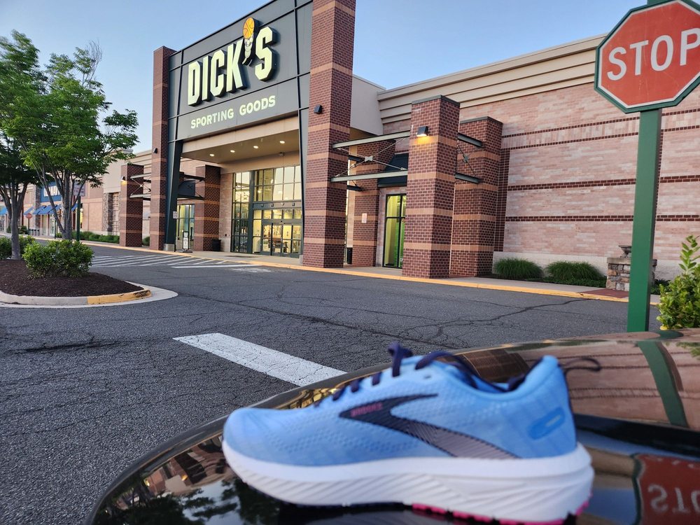 DICK’S SPORTING GOODS Updated September 2024 21 Photos & 15 Reviews