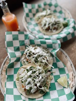 Cholita Linda by null