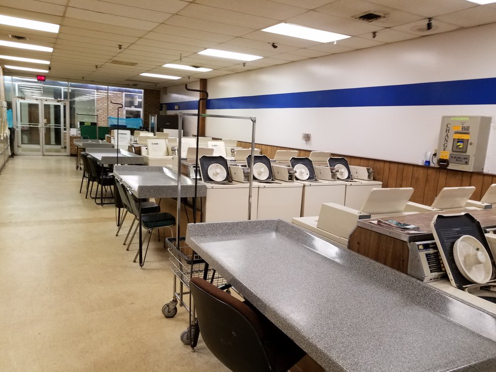 GARDEN SPRINGS LAUNDROMAT Updated August 2024 820 Lane Allen Rd