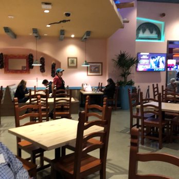 Dos Coyotes Border Cafe - Mexican Near Me - Lincoln, California