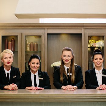 Art Hotel - Hotels Near Me - Wrocław, DS