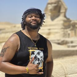 Travel Goddess International - Visiting the Sphinx
