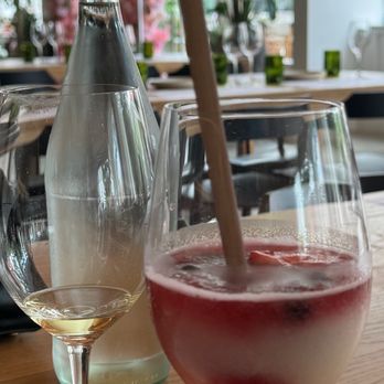 Sixty Vines - Frozé. Yum! - Wine Bars Near Me - Washington, DC, District of Columbia Sixty Vines - Frozé. Yum! - Wine Bars Near Me - Washington, DC, District of Columbia