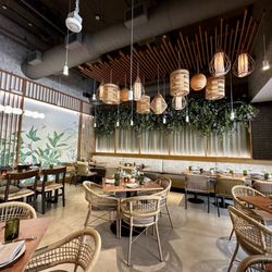 Tande Thai - Inside