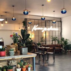 Kavárna & bistro Karma - Interiér