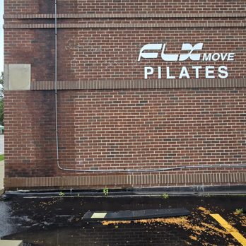 FLX Move - Pilates Near Me - Glenview, Illinois FLX Move - Pilates Near Me - Glenview, Illinois