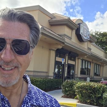 ABC Fine Wine & Spirits - ROSARIO S. CASSATA AT ABC FINES WINES AND SPIRIITS IN OAKLAND PARK FLORIDA. - Beer, Wine & Spirits Near Me - Oakland Park, Florida