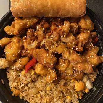 Caravelle Restaurant - Sesame Chicken combo pork eggroll and fried rice - Chinese Near Me - Minneapolis, Minnesota Caravelle Restaurant - Sesame Chicken combo pork eggroll and fried rice - Chinese Near Me - Minneapolis, Minnesota