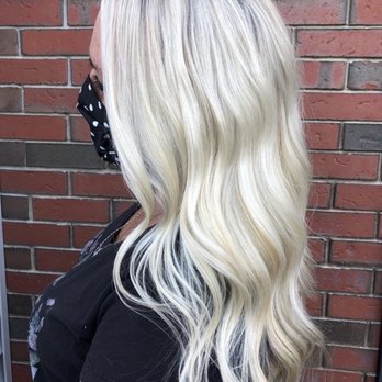 Dolce Vita Salon & Spa - Hair Salons Near Me - Windham, New Hampshire