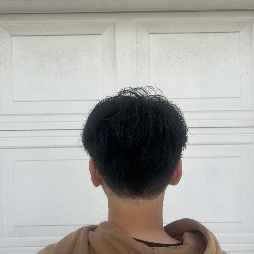 Scissors The Salon - backside of Men's Haircut - Hair Salons Near Me - Alhambra, California Scissors The Salon - backside of Men's Haircut - Hair Salons Near Me - Alhambra, California