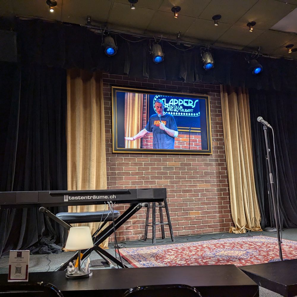 Flappers Comedy Club & Restaurant - Comedy Clubs Near Me - Burbank, California Flappers Comedy Club & Restaurant - Comedy Clubs Near Me - Burbank, California