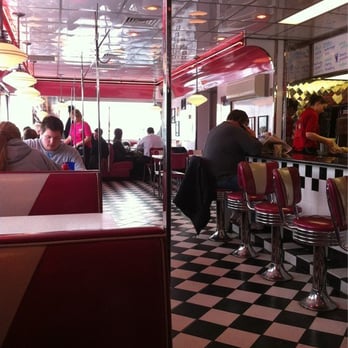 Kroll's Diner - Nice checkered floors - German Near Me - Fargo, North Dakota Kroll's Diner - Nice checkered floors - German Near Me - Fargo, North Dakota