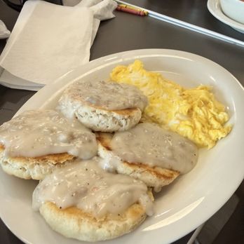Eggs Up Grill - Biscuits & Gravy Platter - Breakfast & Brunch Near Me - Benson, North Carolina