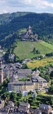 Cochem Castle by null