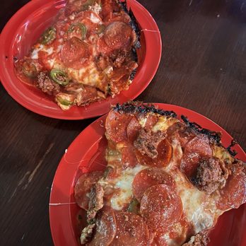 Pequod's Pizza - Pizza Near Me - Chicago, Illinois