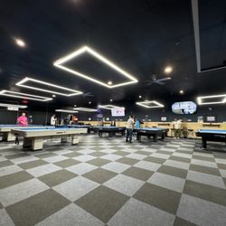 Q Billiards Sports Bar