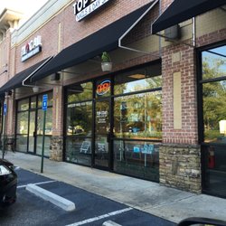 Top Coat Nails & Day Spa - Inviting entrance