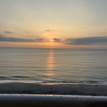 DoubleTree Suites by Hilton Hotel Melbourne Beach Oceanfront - Sunset - Hotels Near Me - Melbourne, Florida DoubleTree Suites by Hilton Hotel Melbourne Beach Oceanfront - Sunset - Hotels Near Me - Melbourne, Florida